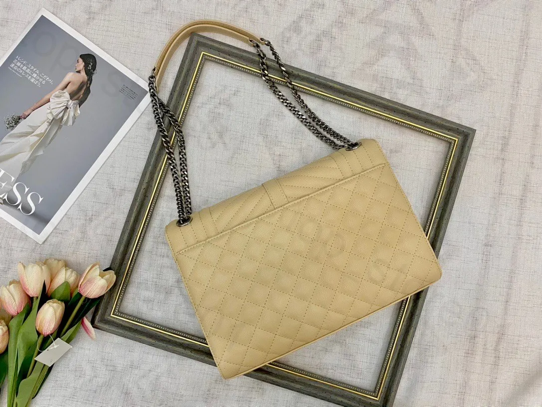 7Aデザイナーバッグショルダーバッグ豪華なハンドバッグトート女性ファッションWOCクロスボディY S -LEATHER ENVELOPE MESSEGER BLACK CALFSKIN Classic Classic Stripeキルト02