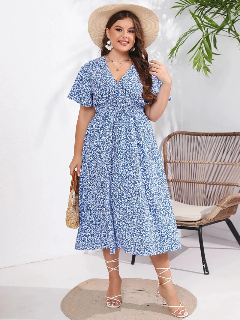 green emerald velvet dress Heather Blue Floral Midi Dress main image 0