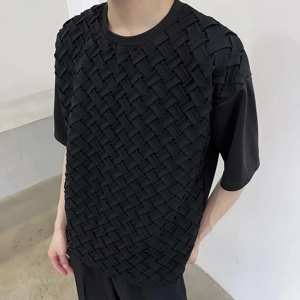 T-shirt z krótkim rękawem z męską modą na Instagram Modną markę luźną koreańską wersję lekki luksus, prosty i przystojny, wszechstronny i niszowy top