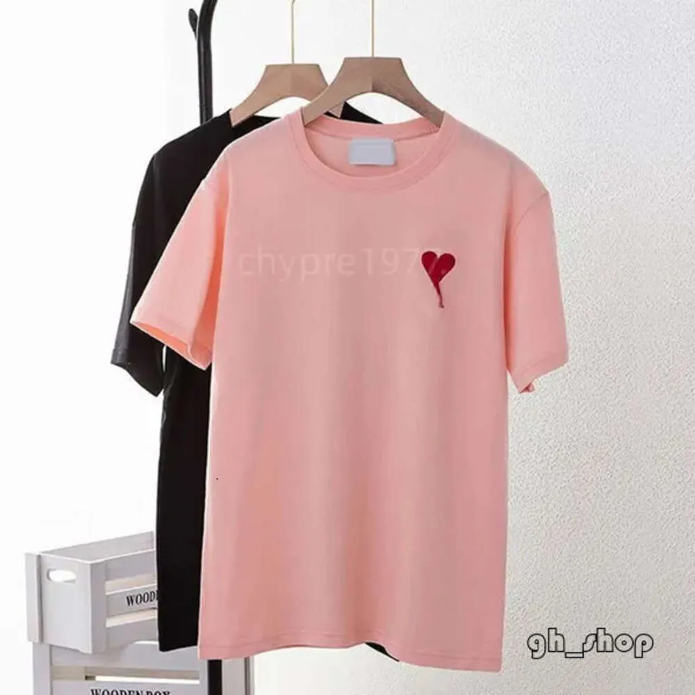 2024 Amis Designer T-shirt Paris Polo Uomo Donna Estate Love Letter T-shirt Moda ricamo Coppia manica corta High Street allentato girocollo Tee 2551