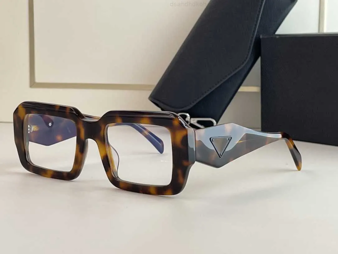 Vintage Designer Fashion Okulary przeciwsłoneczne Ramki dla kobiet męskie okulary przeciwsłoneczne Men Men Men Business Glass Square Cool Sunglass Recepty przezroczystą soczewkę