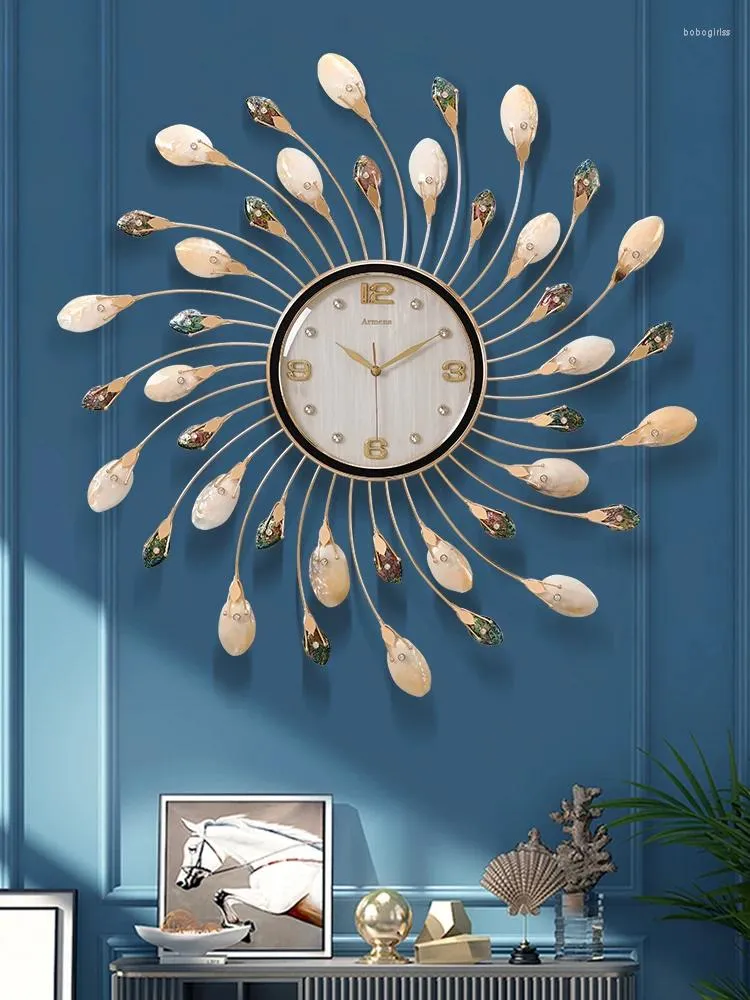 Wall Clocks Metal Luxury Clock Shell Decoration Loudspeaker Mute Living Room Decorations Home Decor Silent Watch