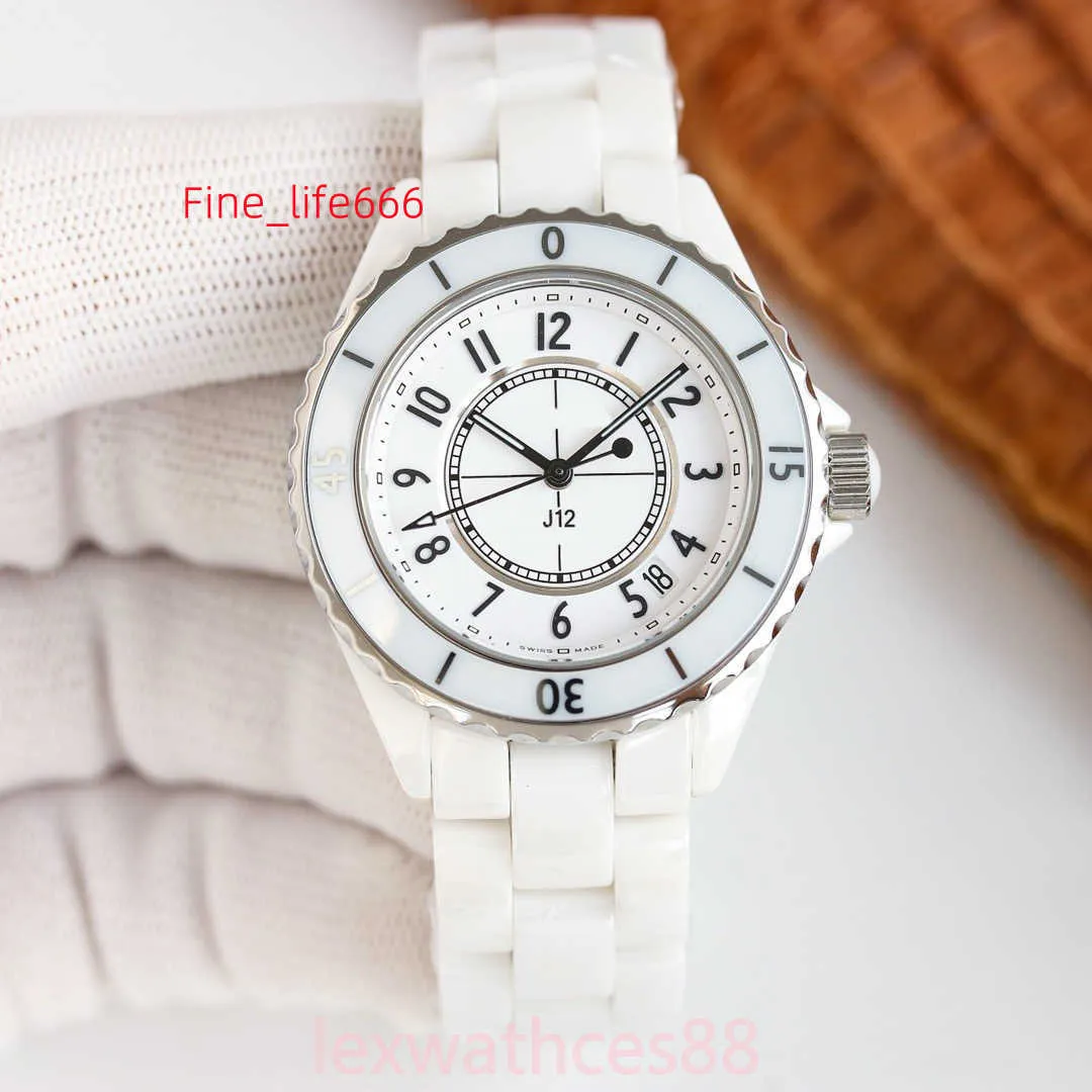 Orologio da donna di lusso automatico Moissanite di design CC da donna Orologio da donna classico business casual Montre de Luxe con diamanti, orologio meccanico di grandi dimensioni da 38 mm 33 mm