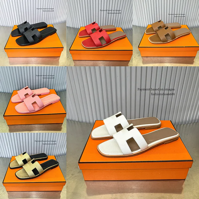 Sommer-Damensandalen mit flachem Boden, modische Oberbekleidung, neue Strand-Tourismus-Hausschuhe, luxuriöse Designer-Sandalen aus Leder, Damen-Sandalen, Hausschuhe, Größen 35–42 + Box