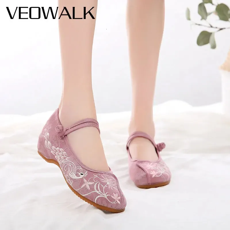 Veowalk mjuk bomullstyg broderade kvinnor Mary Jane Ballet Flats Chinese Style Bekväma tillfälliga gångskor Vitrosa 240307