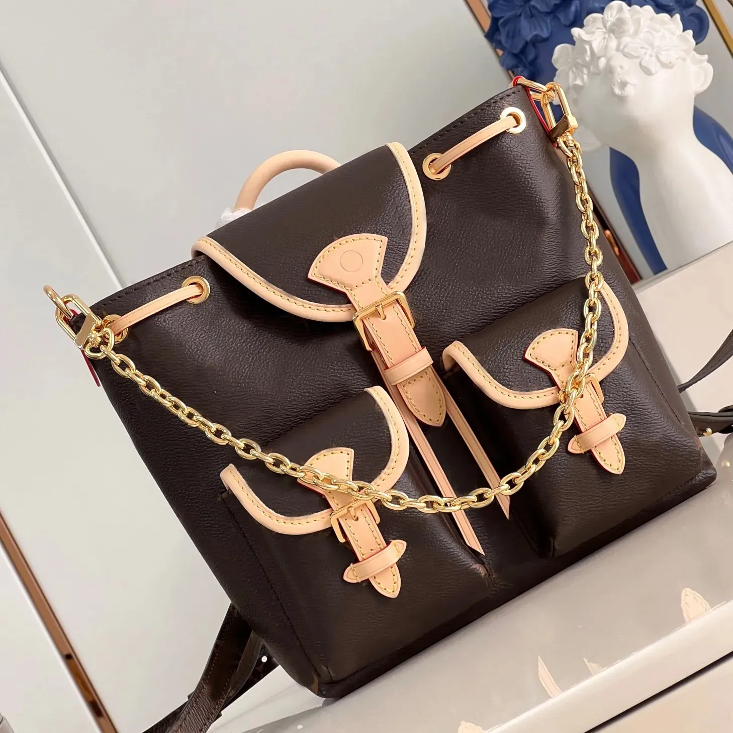 Designer Backpack Style Genuine Leather Brand Girl bags Excursion Small Totes Luxury Quality Women Handbags 21cm Chain Bags