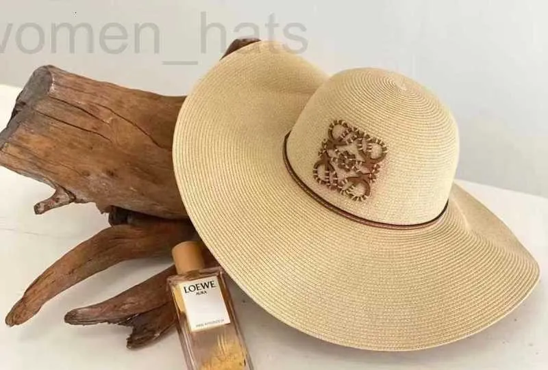 넓은 가슴 모자 버킷 디자이너 저렴한 2023 여름 새 자카드 자수 어부 조각 가죽 짠 해변 햇살 짚 모자 vykl