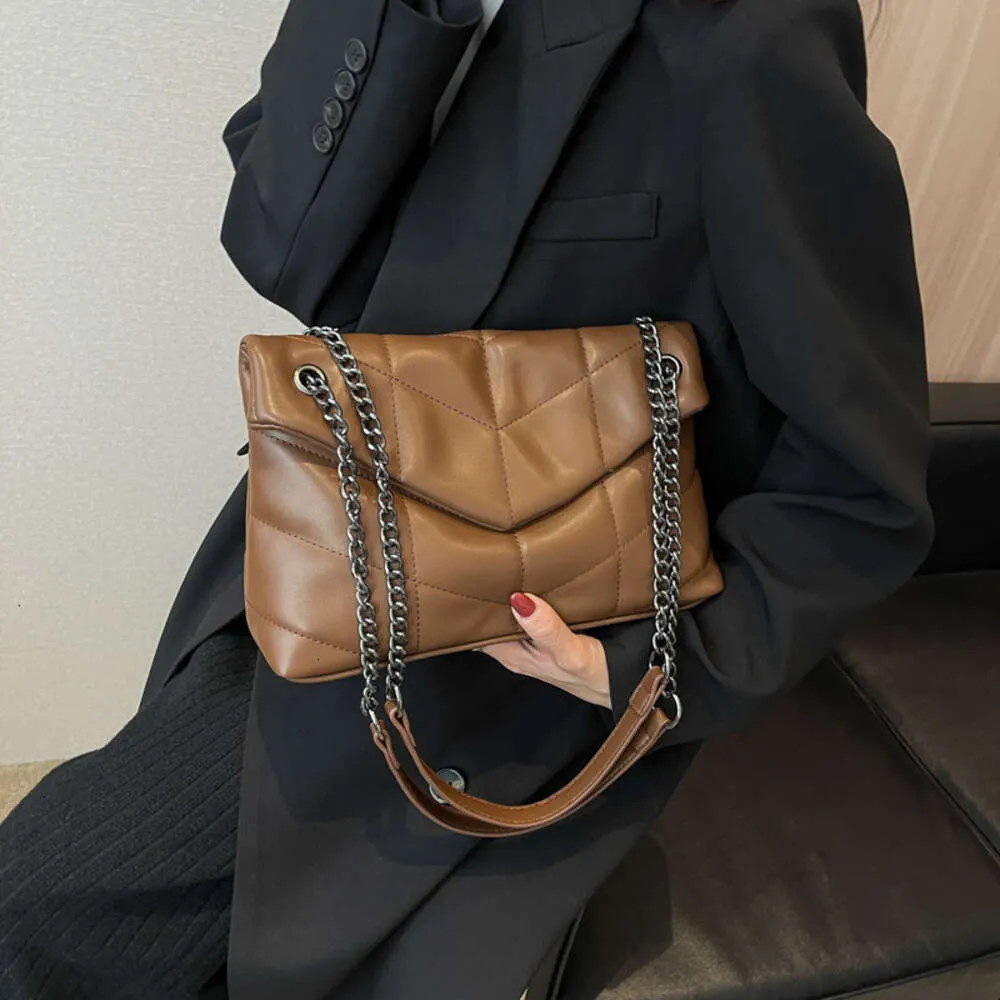 Kobiet torebki torby designerskie torby damska mała torba na ramię damskie moda wszechstronna torba crossbody czerwona ręczna ręka
