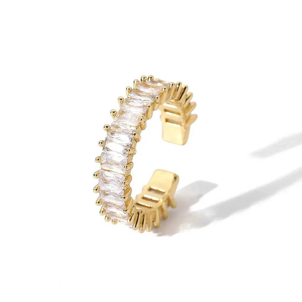 バンドリング18Kゴールドメッキのキュービックジルコニアリングは、調整可能な開口部と光沢のあるCZジルコン舗装積み重ね可能な永遠の結婚指輪J240326