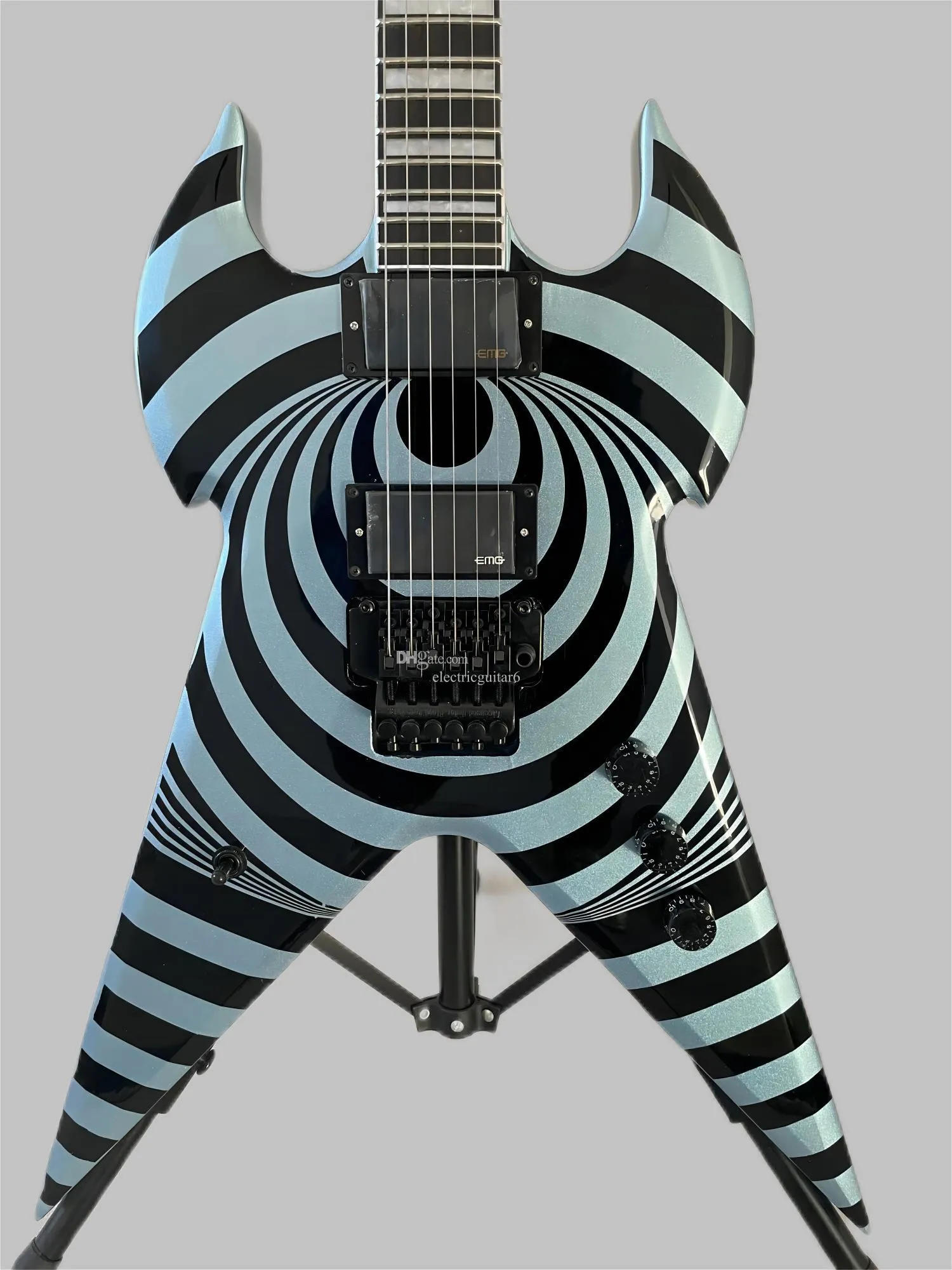 Chitarra elettrica OEM cinese volante stile V in metallo colore blu duplex tremolo sistema zakk wylde audio per chitarra