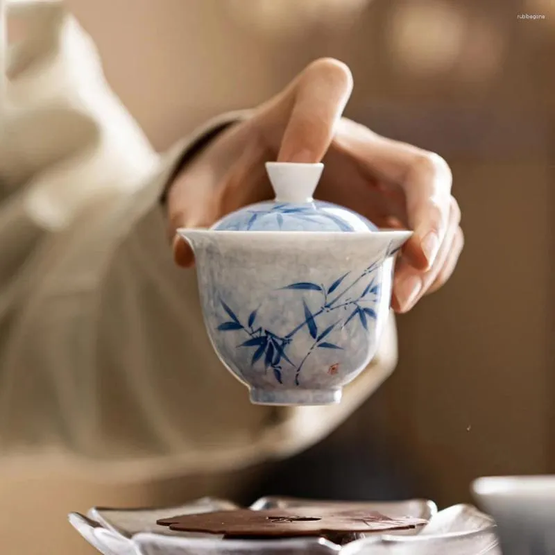 Set di stoviglie per il tè, coperchio dipinto a mano con inchiostro blu acqua trasparente, tazza da tè, ciotola per la preparazione del tè in ceramica e bambù bianco, set per la casa