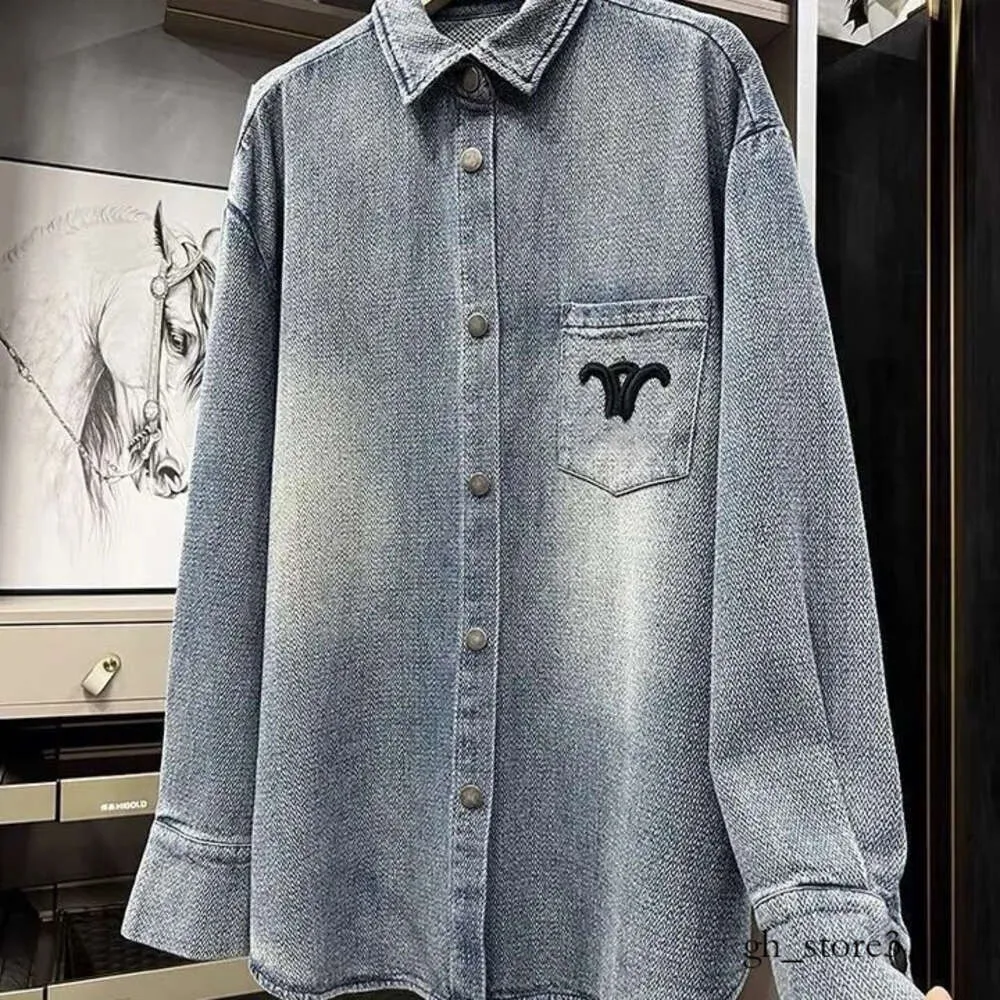 デニムジャケットデザイナー新しいデザイナーレディースジャケット刺繍カジュアルデニムシャツコート女性春と夏のファッションウォッシュルーズシンシャツ463