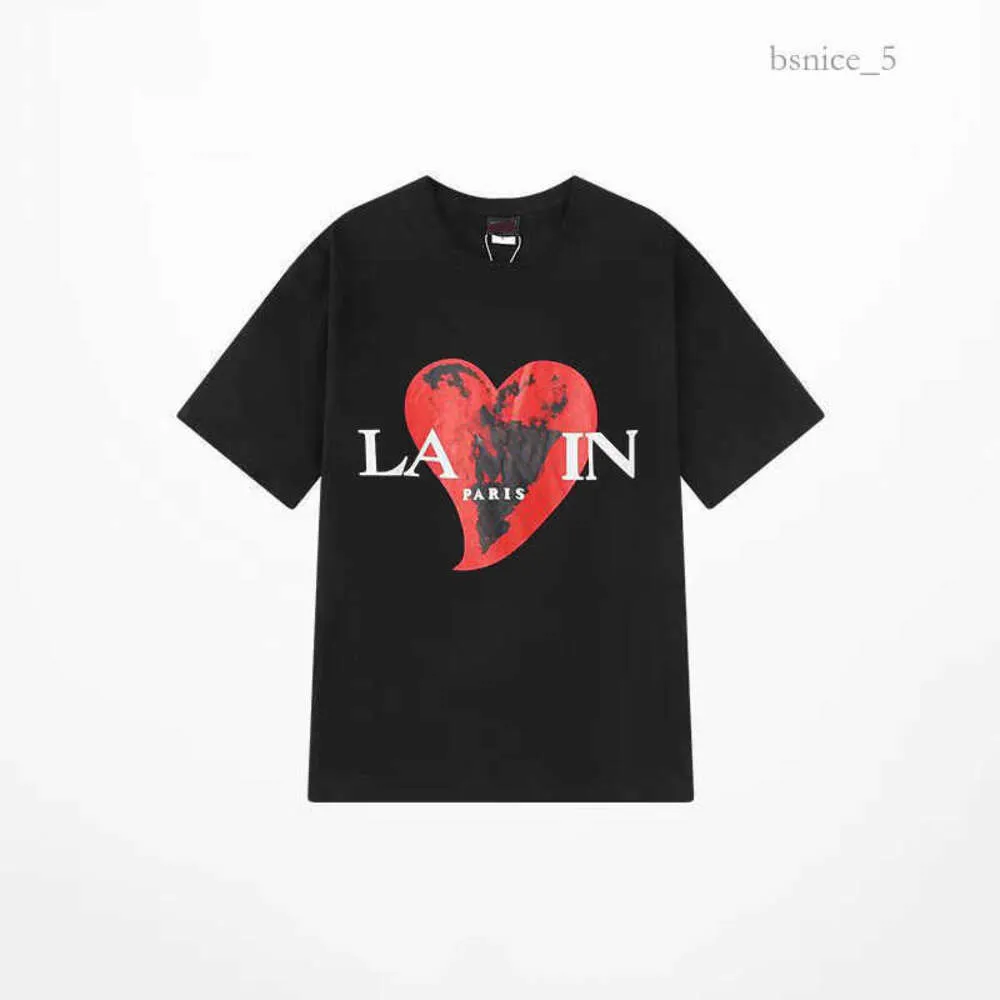 2024 Lanvin Hommes T-shirt Designer Luxe Classique Poitrine Lettre Imprimé Hommes et Femmes Lanvis Petit Haut Été Respirant Haute Lanvins Mode Tshirt 657