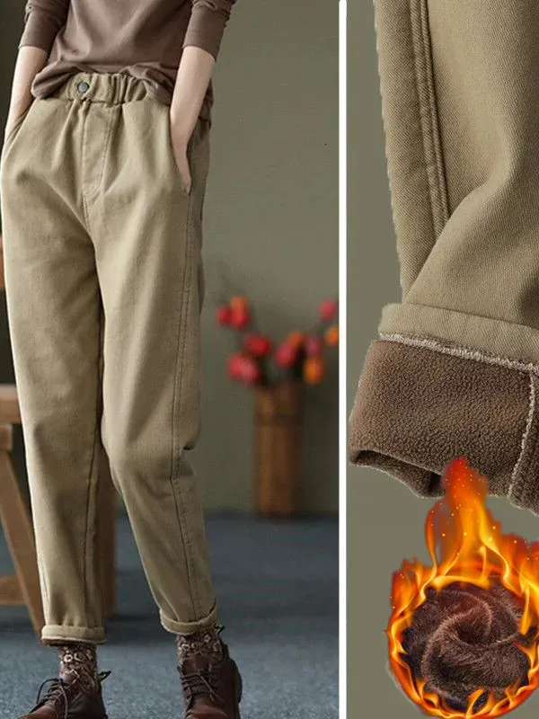 Winter Womens Cargo Pants with Fleece Cotton Baggy Slim Pencil Pants Thick Warm Velvet Oversize Sports Trousers 4XL 240309