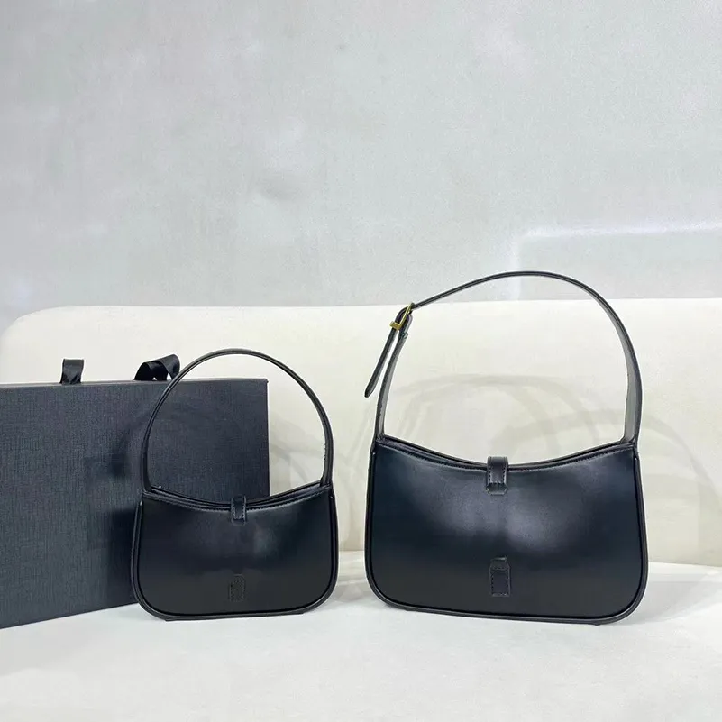 Straw Crossbody Handbag For Women Designer Style Summer Beach Bag