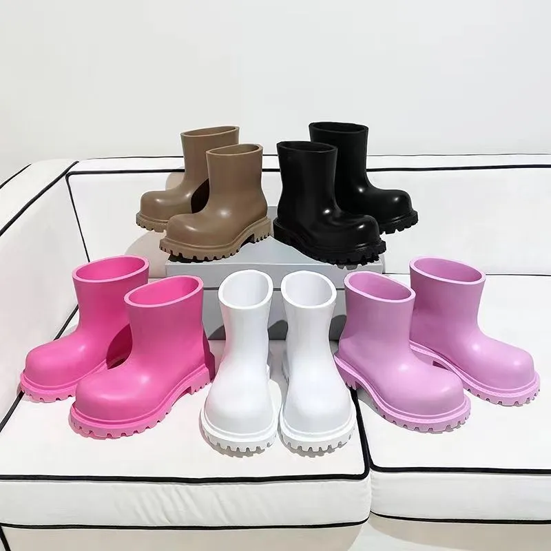 Designer Boots Luxury Womens Boots Rubber Boots Fashion Green Bright Pink Brown Black White High Boot Platform Boots Women Booties