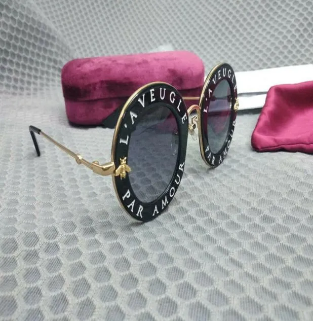 2020 Nouvelle mode 0113 Lunettes de soleil Cames Designer Femmes Black Sunglasses Metal Shield Gold Cadre Sunglasses Black Eyeglass New ST1706452