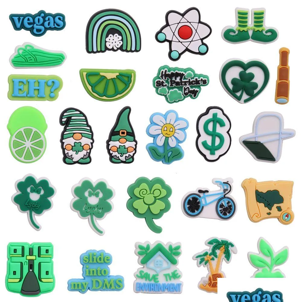 Sko delar tillbehör Moq 20pcs PVC Cartoon Save the Environment Lucky Tree Map Cykelstol Fyra Leaf Clover Flower Charms Buckle Dhkle