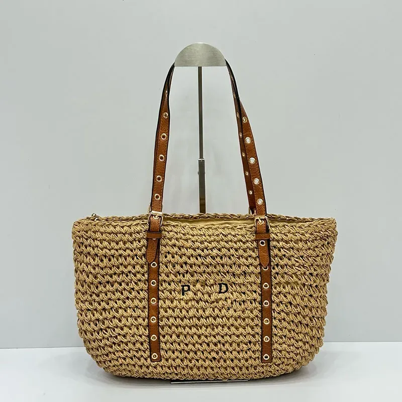 Designer Grass Beach Bag Fashion Mesh Hollow Woven Summer Grass Bag Black Apricot Summer Rafia Semester Stora kapacitet shoppingväska