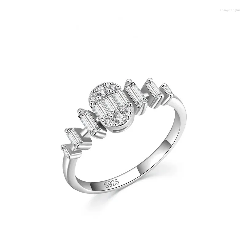 Cluster Rings S925 Sterling Silver Full Set Sugar Diamond Ring for Women's Fashion Instagram Stängd mun