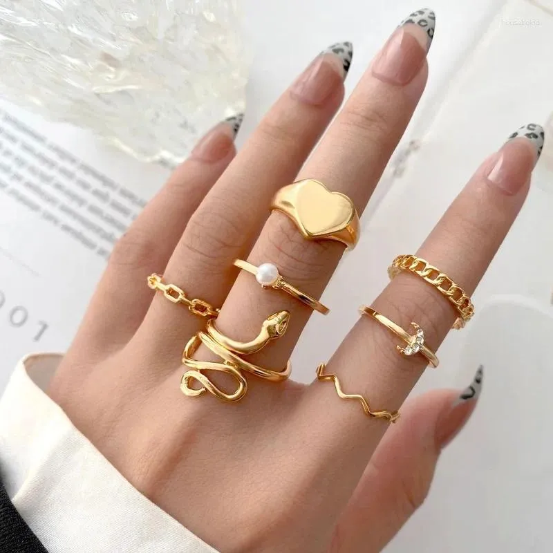 Cluster Anelli Gioielli da donna di lusso per il 2024 Serpente intarsiato con strass Luna Cuore Knuckle Ring Set Coreano Moda di fidanzamento