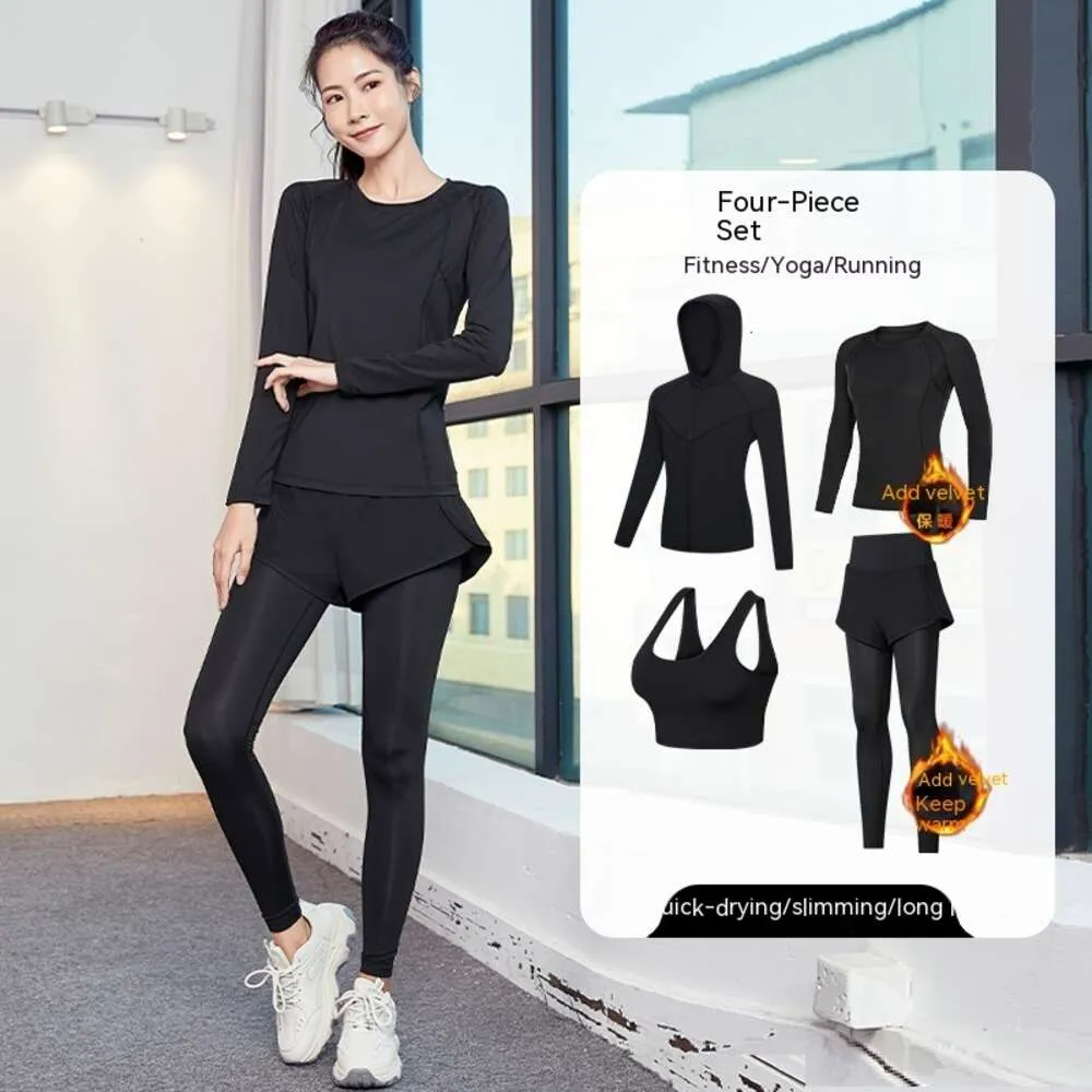 Lighing Shipment Long Sleeved Yoga Suit for Women with Plush Thickened Autumn Winter Running Warmth, Loose Fit, Slimming Effect, and Quick Drying Gym Sports