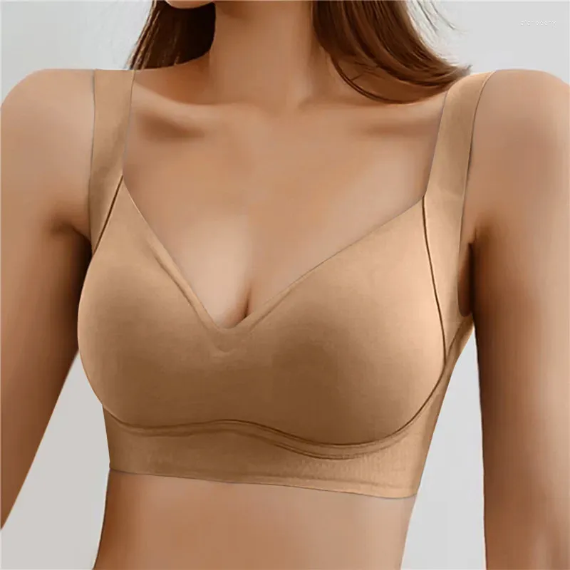 BRAS 2024 Sömlös för kvinnor Trådlösa underkläder Push Up Brasiere Deep v Bralette Comfort Female Thin Invisible Bra Sexig underkläder