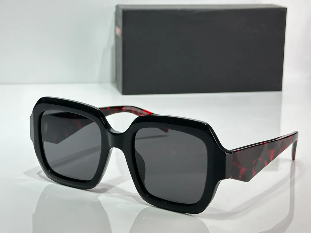 Kare Güneş Gözlüğü Gölgeleri 28Z Siyah Çerçeveler Gri Lens Kadın Yaz Sunnies Sonnenbrille Moda Tonları UV400 Gözlük