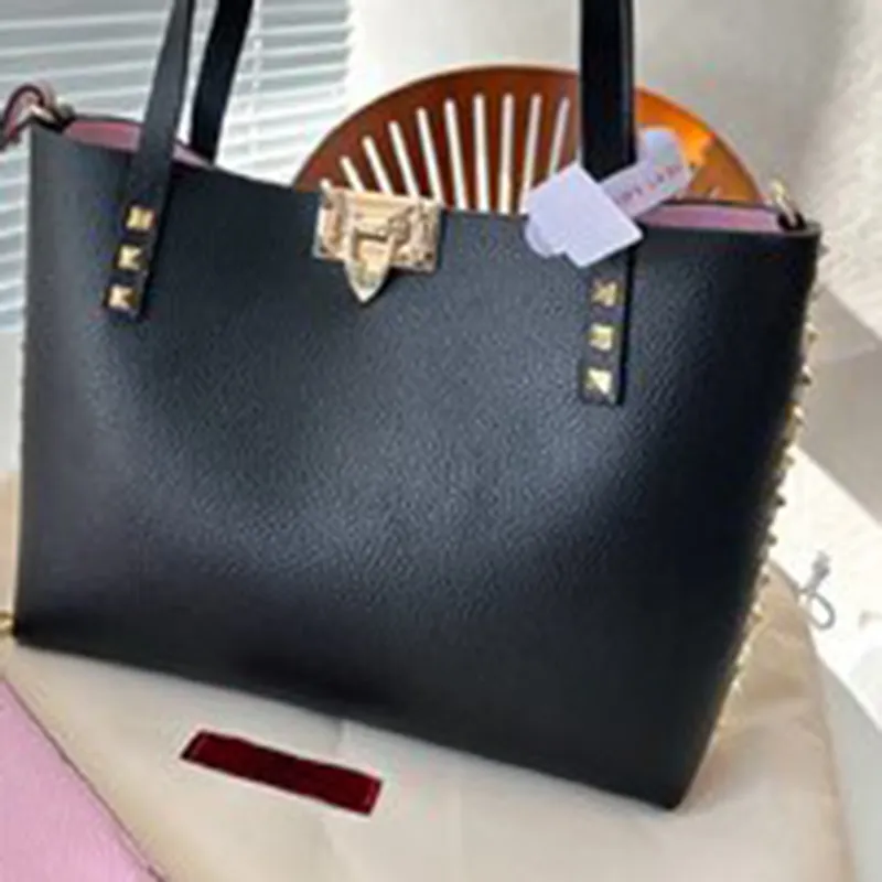 High Quality Luxury Women Fashionable Shoulder Bag Comfortable Grip Handbag Solid Color Branded Bag High Quality Designer Bag Small Tote Bag Exquisite Leather Bag