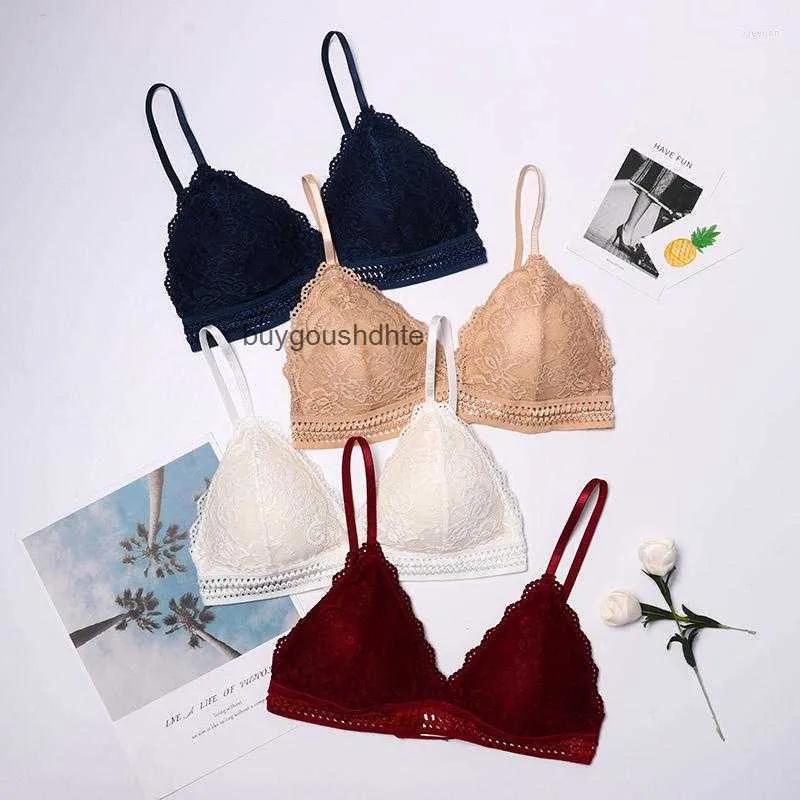 Camisoles réservoirs mince Style français Bralette dentelle sans fil Triangle tasse femmes Lingerie doux soutien-gorge sous-vêtements sans couture profond V filles