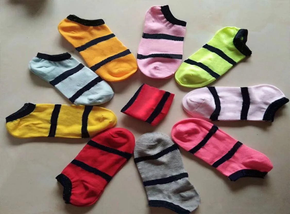 Pink Black Boys Girls039 Vuxna korta strumpor män Kvinnor Cheerleaders Basketball Sports Ankel Socks Size Multicolors1590040