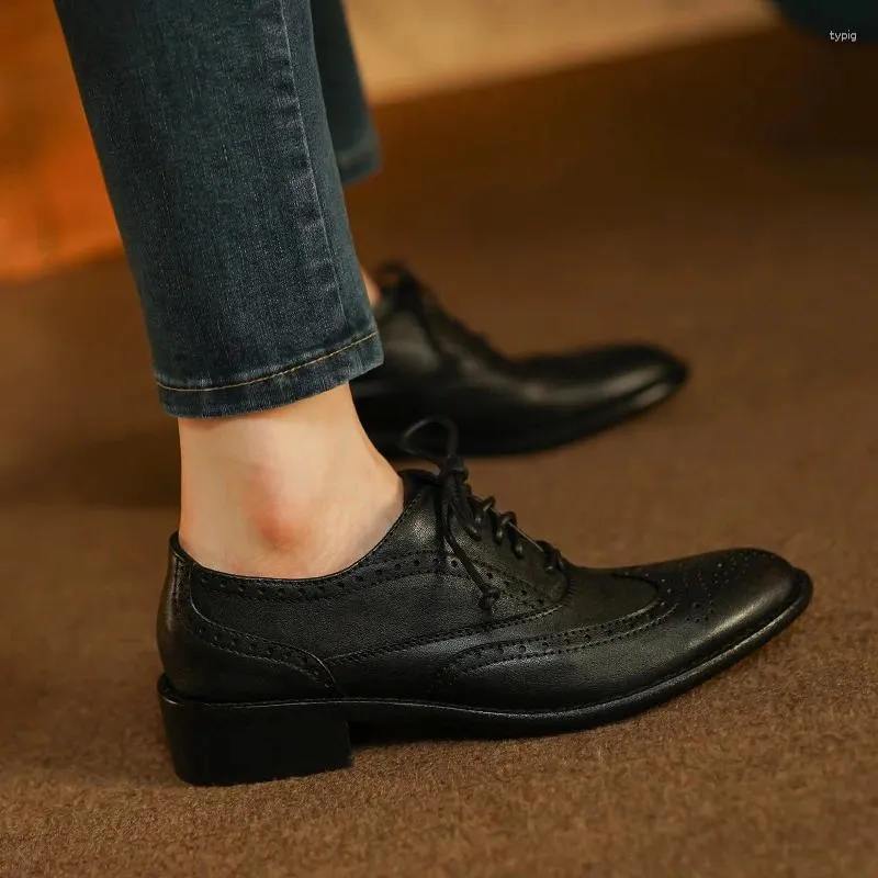 Casual Shoes Lace-up Brogue for Women Vintage Oxfords Flat Woman Cowhide Ladies British Style Quality