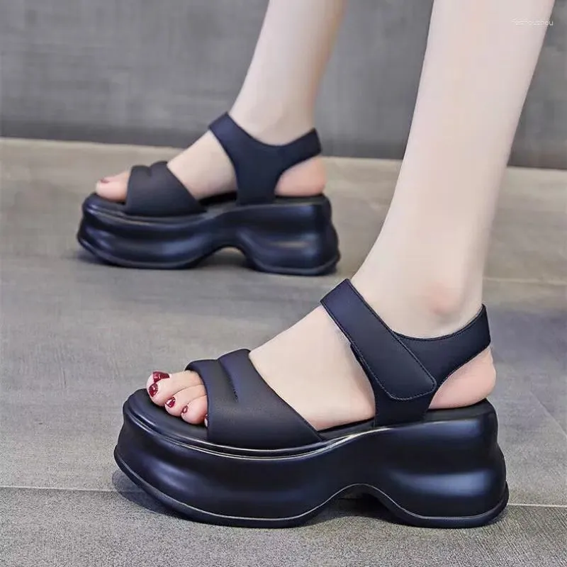 Sandały platforma dla kobiet letnia moda swobodna gęsta podeszwa buty plażowe Kobiety komfort otwarty palce z obcasami Sandalias