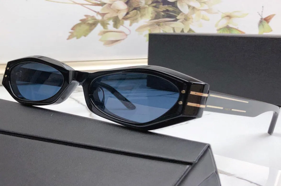 Дизайнерские солнцезащитные очки SIGNATURE B1U, модные классические женские модели для сценического подиума, черная оправа, синие линзы, повседневные дикие, высшего качества UV4001446987