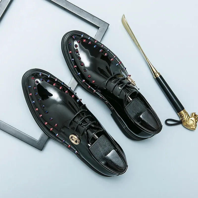 DHgate.com:Mens Gold Shiny Patent Leather Shoes with Metal