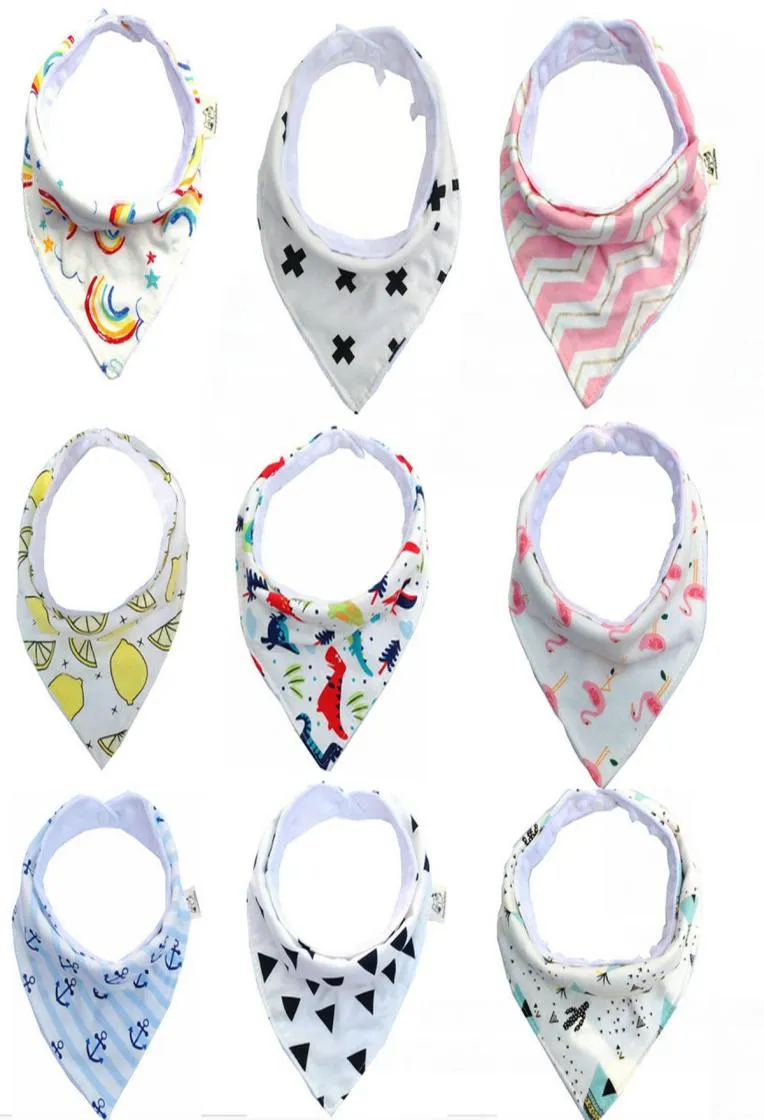 31 Styles Baby Bibbs 100cotton Dot Chevron Bandana Bib Infant Babador Saliv Bavoir Thandduk Baberos för nyfödda småbarn Girls Boys K9558193