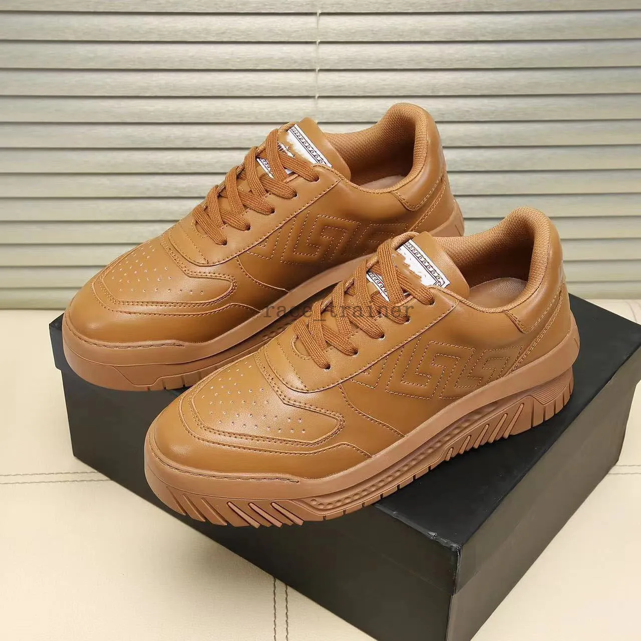 Designer tränare män skor odissea sneakers kvinnor tränare plattform sneaker kalvskinn tränare gummitränare tjocka sulor casua sko storlek 35-45 3.20 20