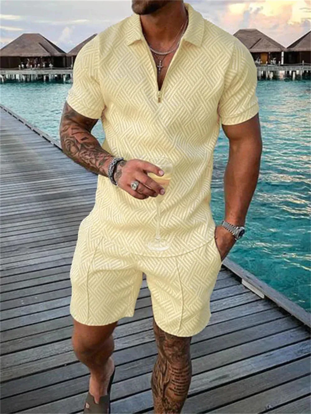 2024 Summer Mens Sports Wear Solid Color Short Sleeve Zipper Polo Shirt and Shorts Set Mens Casual Street Wear 2-Pie 240326