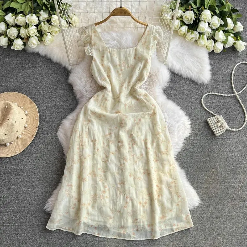 Casual Dresses Elegant Women Summer Dress Chic Embroidery Slim midje Flying Sleeve A-Line Vestidos Female Outfit Long Strap Frocks