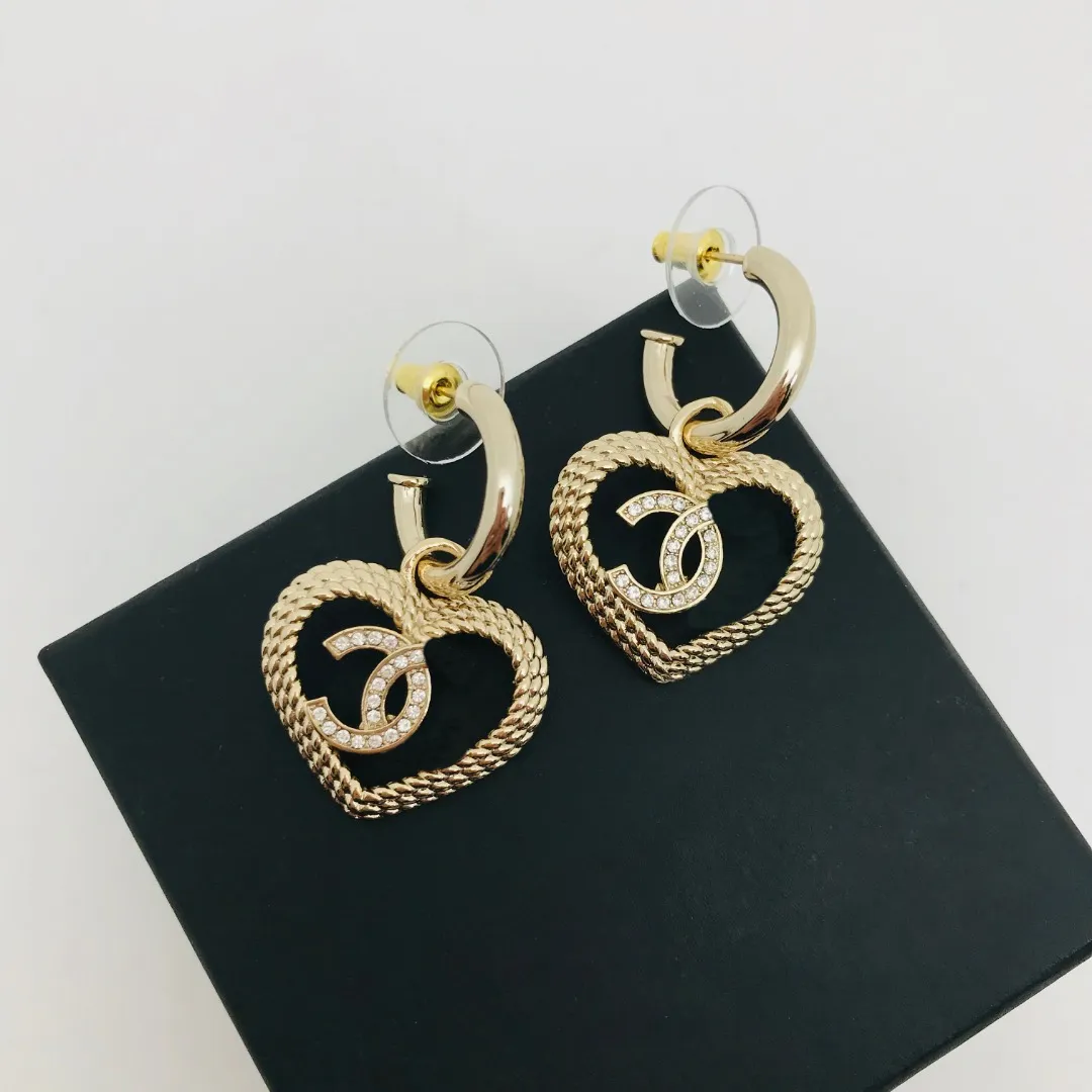 New Designer earrings Diamonds letter heart Earrings for women Earring Luxury brand jewelry gift