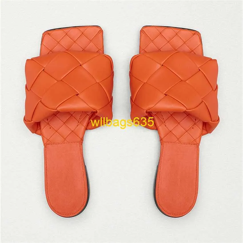 Lido Mule Sandals Botteg Veneta tofflor 2024 Summer Flat Bottom One Word Cool Slippers For Women Chengdu Foreign Trade gränsöverskridande kvinnor har logotyp hbkf