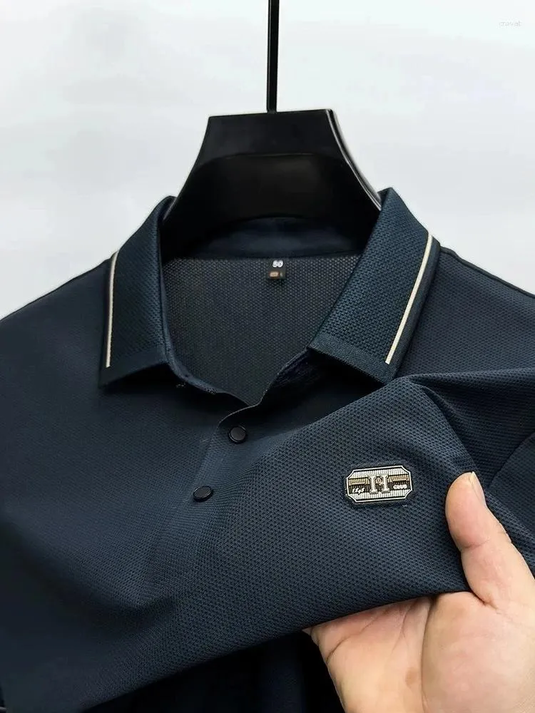 Polo da uomo a maniche corte POLO Camicia estiva di design alla moda ricamata in seta fresca e traspirante T-shirt con risvolto