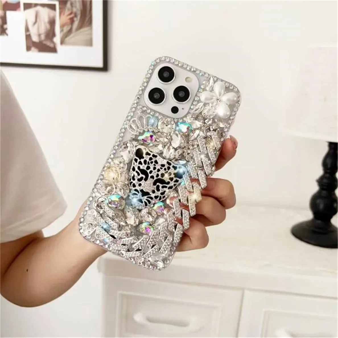 مصمم أزياء هواتف iPhone 15 14 Pro Max 15Pro 14Pro 13 12 Promax 13mini 11 X XS XR XSMAX Classic Bling Bling Farmlicling Case Case