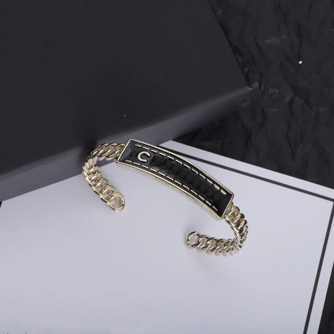 Luxus Brief Gold Armband Armreif Designer Liebhaber Armband Brief Für Frau Armbänder Mode Schmuck