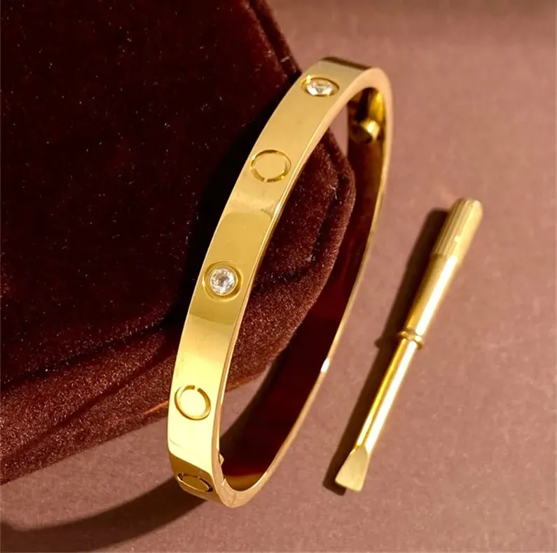 Love Designer Rose Gold et Sier Men Women de haute qualité 316L Bijoux de bracelet en titane de haute qualité