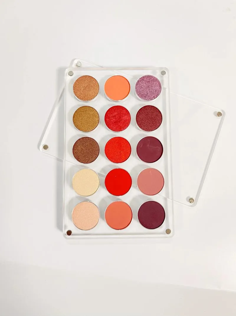 Pinceaux de maquillage Yicai vide Palette de fard à paupières magnétique bricolage acrylique Durable tout Transparent élégant ombre à paupières 26mm 4/9/15 trous