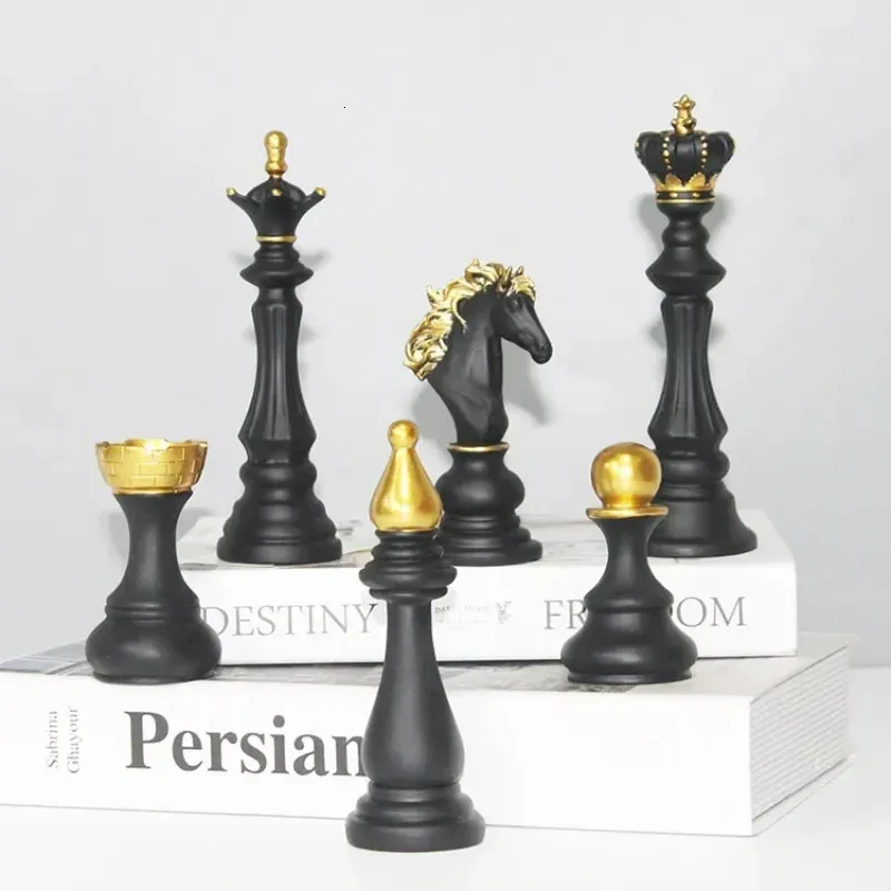 Żywica Retro Międzynarodowa figurka szachowa dla wnętrza Król Knight Sculpture Home Desktop Decor Dekoracja salonu 240323