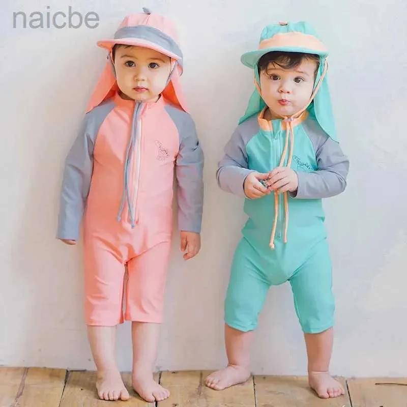 Badpakken Baby Jongens Meisjes Zwemkleding met lange mouwen Eendelig Anti-UV-badpak voor kinderen Zonnehoed 3D Dinosaurus Kinderzwempak Schattig babyzwempak 24327