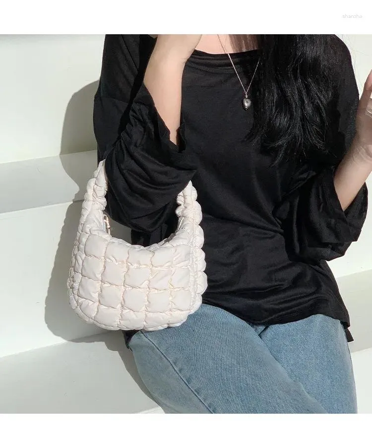 Storage Bags Pleated Diamond Check Handbag Cute Mini Cloud Down Bag Mobile Phone Change