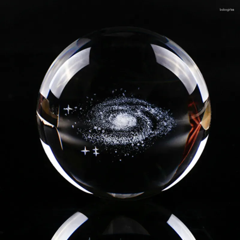 Figurine decorative 60mm Sfera di cristallo 3D Vetro inciso al laser Sistema galattico Universo solare luminoso per la decorazione domestica